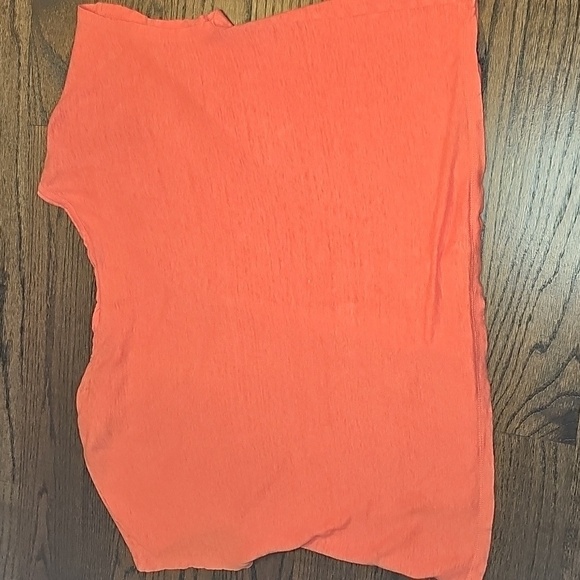 Rachel Zoe Linen Coral Short Sleeve Tee - Picture 4 of 6